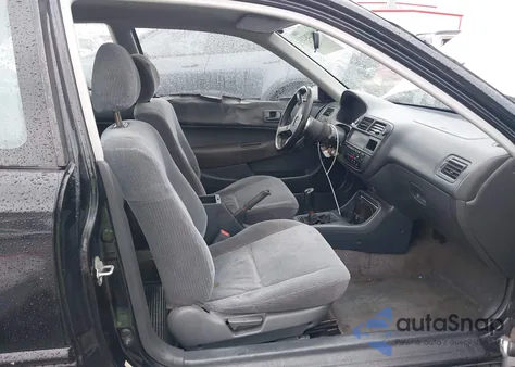 1998 Honda Civic Dx from USA, damaged, VIN 2HGEJ644XWH110207